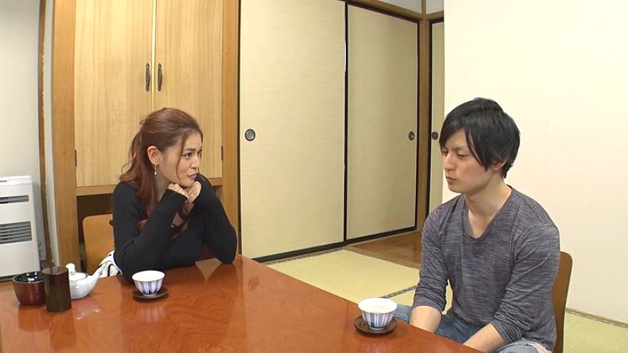 Jepang Viral 2025 Pergi Tamasya ke Pemandian Air Panas Bersama Ibu Tiriku