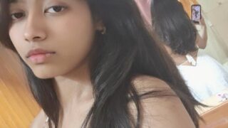 Video Viral Bocil Mengiclik Anak Kandung Ketika Istri Lagi Main Hp New Top Global 2025